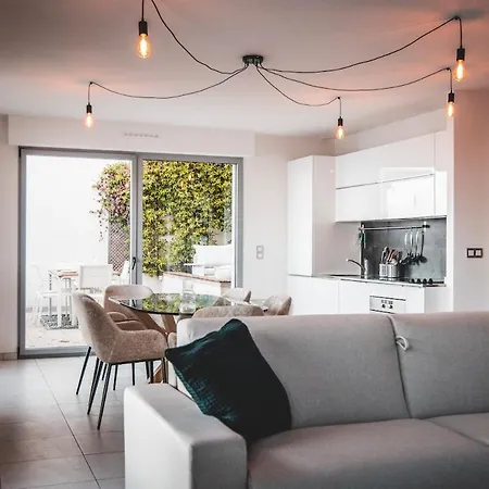 Porte De Monaco, Duplex Avec Terrasse Et Parking Apartamento *