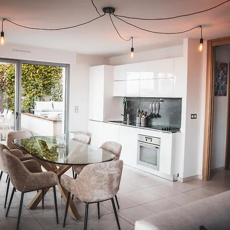 Stunning Sea View Duplex & Monaco Close *